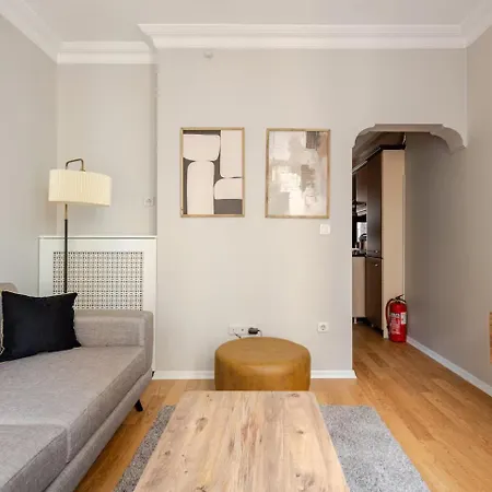 Raya Cihangir Apartment