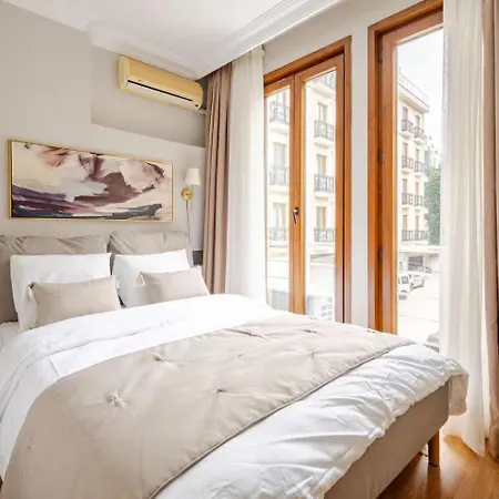 Raya Cihangir Apartmán *