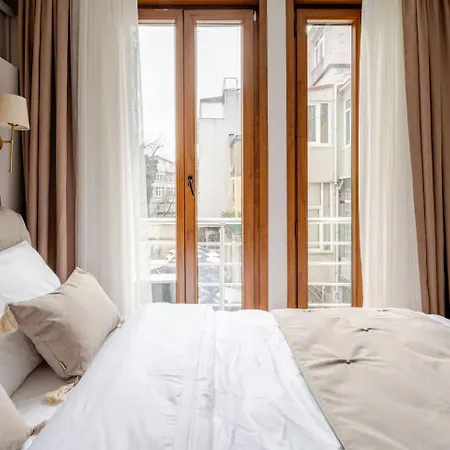 Raya Cihangir Apartment Istanbul